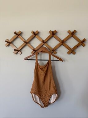 Harmonie Bodywear Bronze Halter Leotard – Medium
